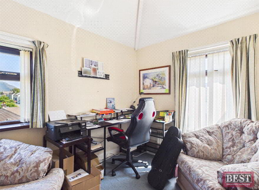 15 Springfield Road, Warrenpoint, BT34 3NW