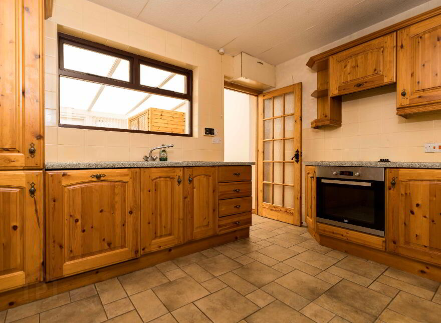 7 Jubilee Park, Dromore, BT25 1QJ