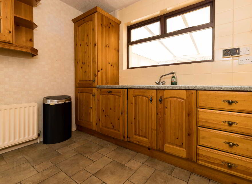 7 Jubilee Park, Dromore, BT25 1QJ