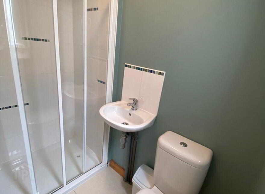 25 St Albans Gardens, Belfast, BT9 5DR