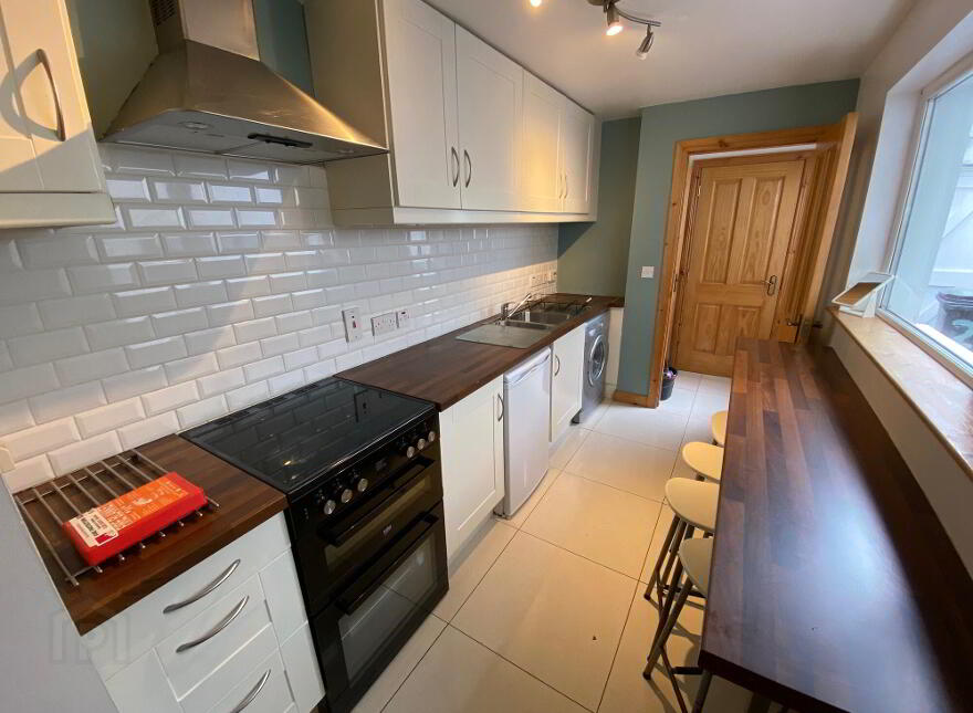 25 St Albans Gardens, Belfast, BT9 5DR