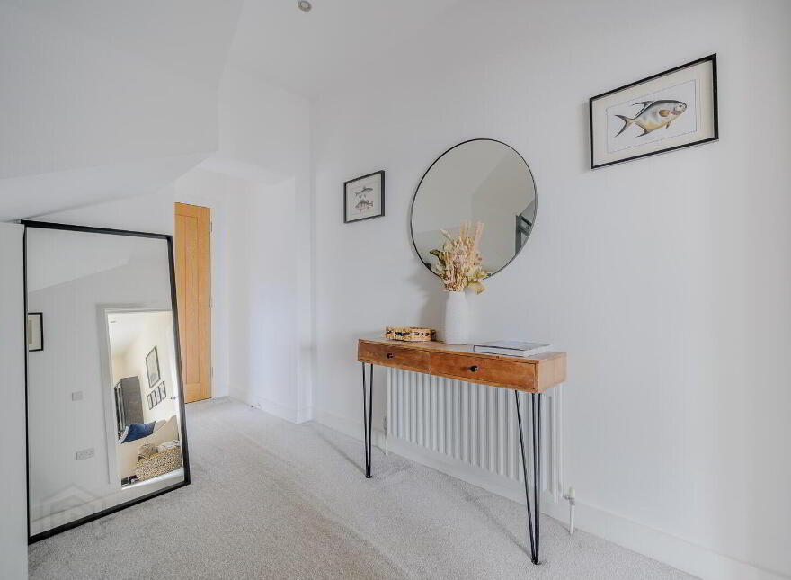 Apt 1, 322 Upper Newtownards Road, Belfast, BT4 3EX