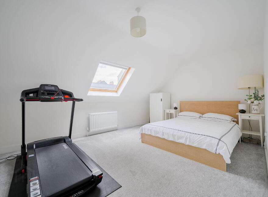 Apt 1, 322 Upper Newtownards Road, Belfast, BT4 3EX