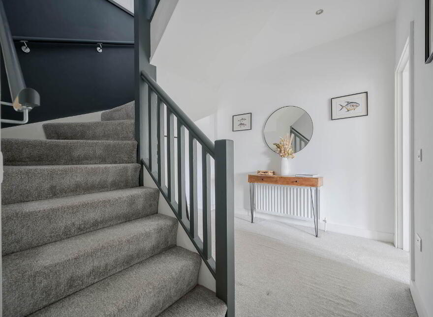 Apt 1, 322 Upper Newtownards Road, Belfast, BT4 3EX