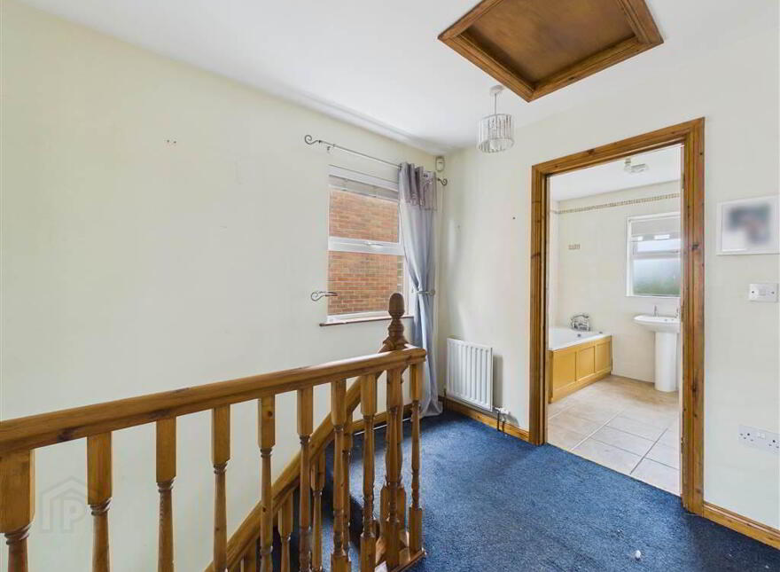 10 Wolfhill Manor, Ligoniel, Belfast, BT14 8DE