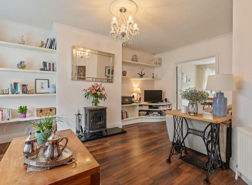 6 The Crescent, Priory Court, Watergrasshill, T56FA37