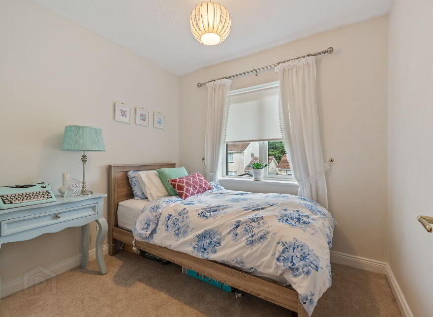 6 The Crescent, Priory Court, Watergrasshill, T56FA37