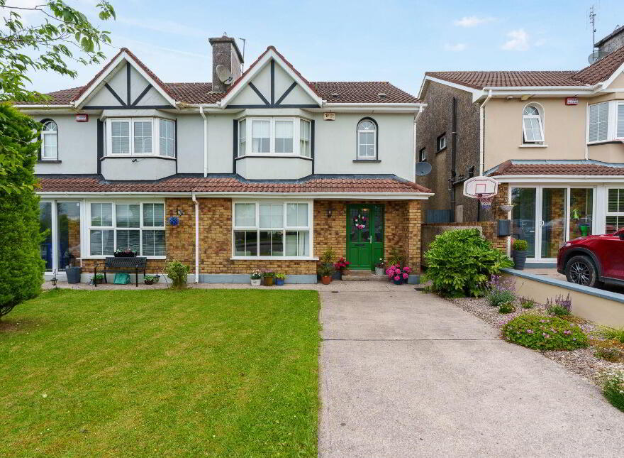 6 The Crescent, Priory Court, Watergrasshill, T56FA37