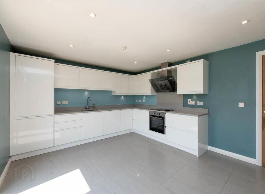 63 Millbank Grove, Ballynahinch, BT24 8WQ