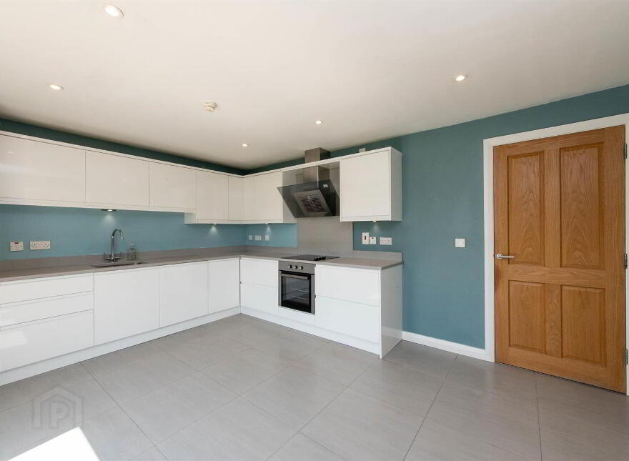 63 Millbank Grove, Ballynahinch, BT24 8WQ