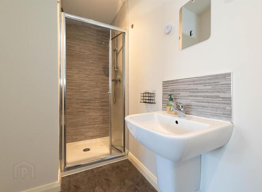 63 Millbank Grove, Ballynahinch, BT24 8WQ