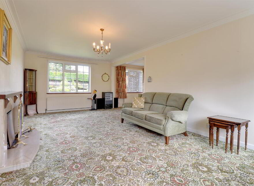 4 Helensview Park, Newtownards, BT23 4NY