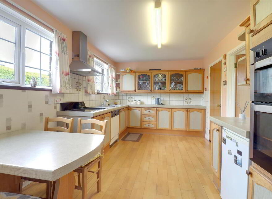 4 Helensview Park, Newtownards, BT23 4NY