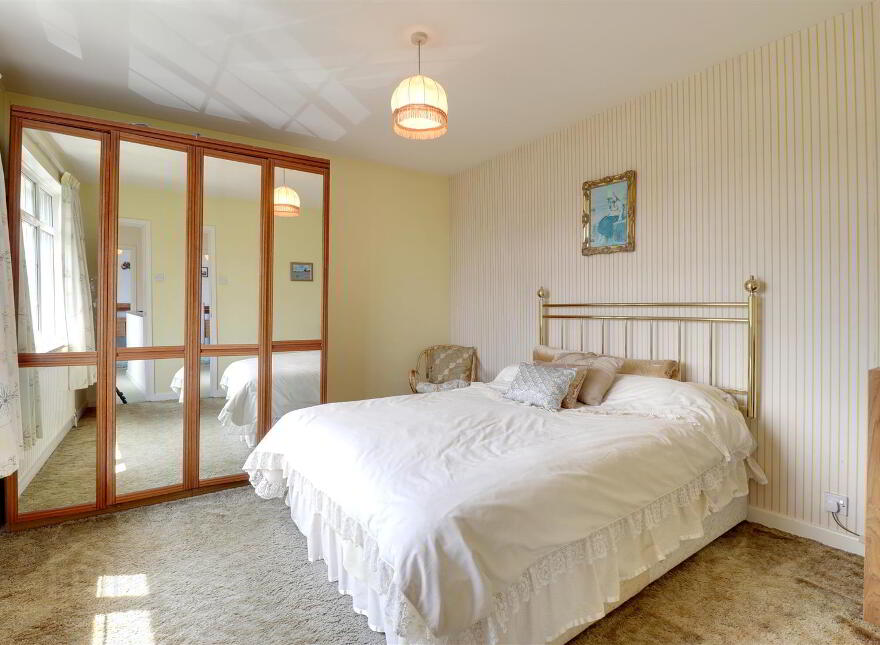 4 Helensview Park, Newtownards, BT23 4NY