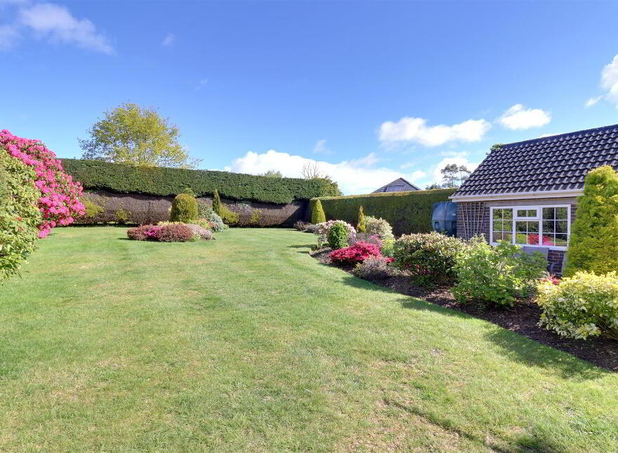 4 Helensview Park, Newtownards, BT23 4NY