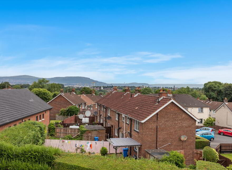 4 Braniel Park, Belfast, BT5 7JL