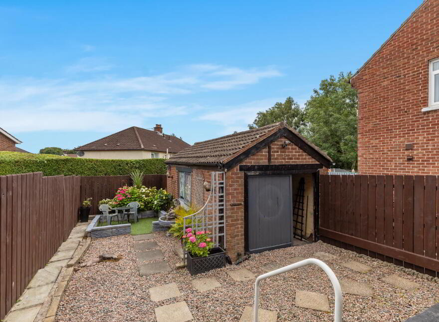 4 Braniel Park, Belfast, BT5 7JL