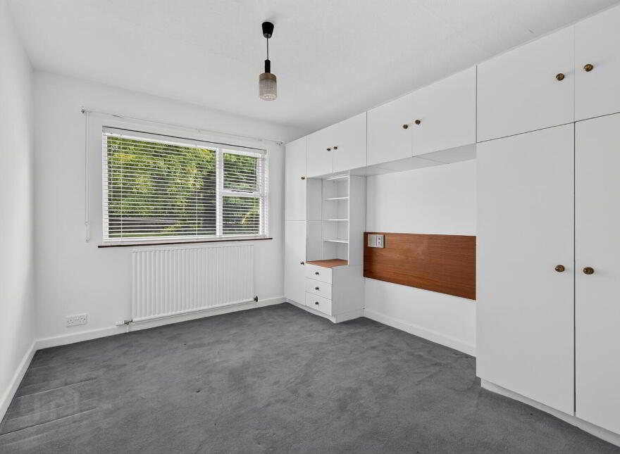 16 Larch Hill Avenue, Holywood, BT18 0JW