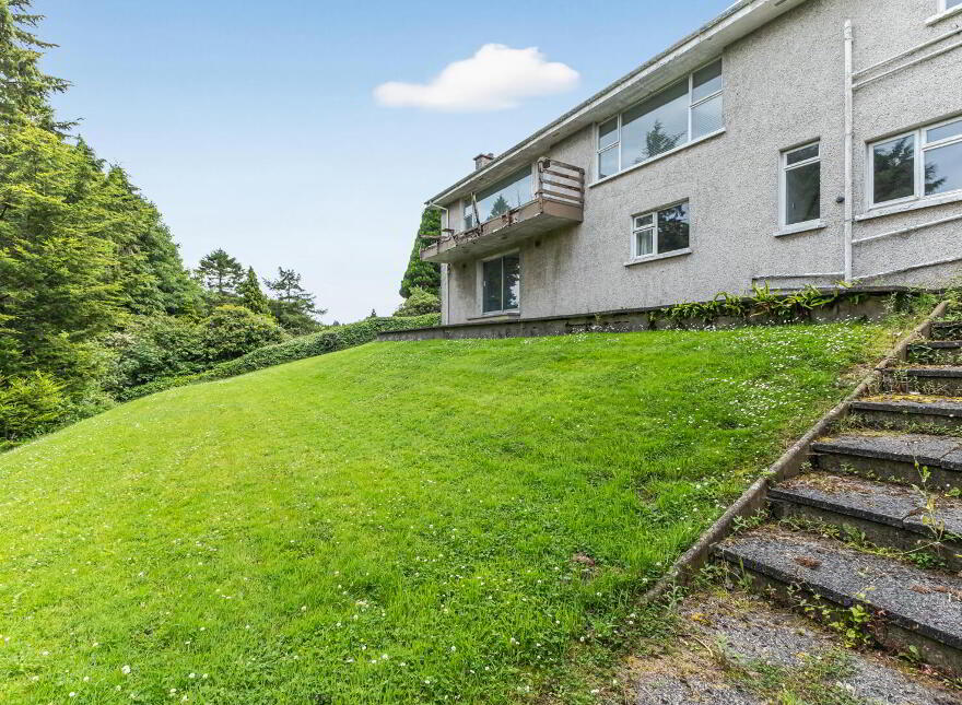 16 Larch Hill Avenue, Holywood, BT18 0JW