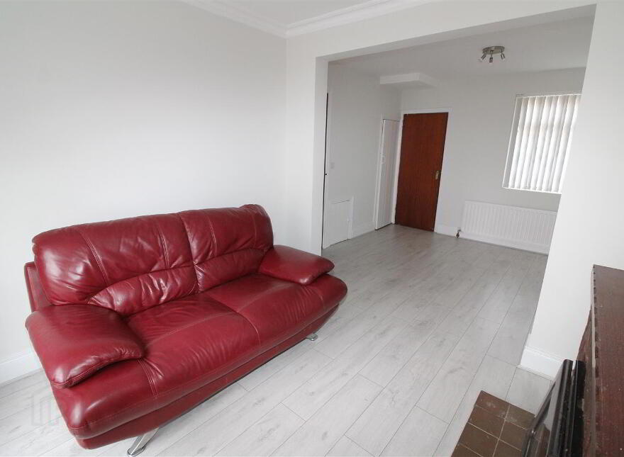 14 Oakmount Drive, Belfast, BT15 3RE