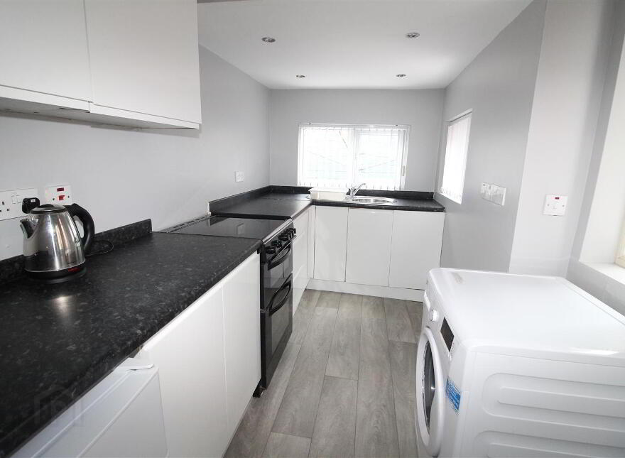 14 Oakmount Drive, Belfast, BT15 3RE