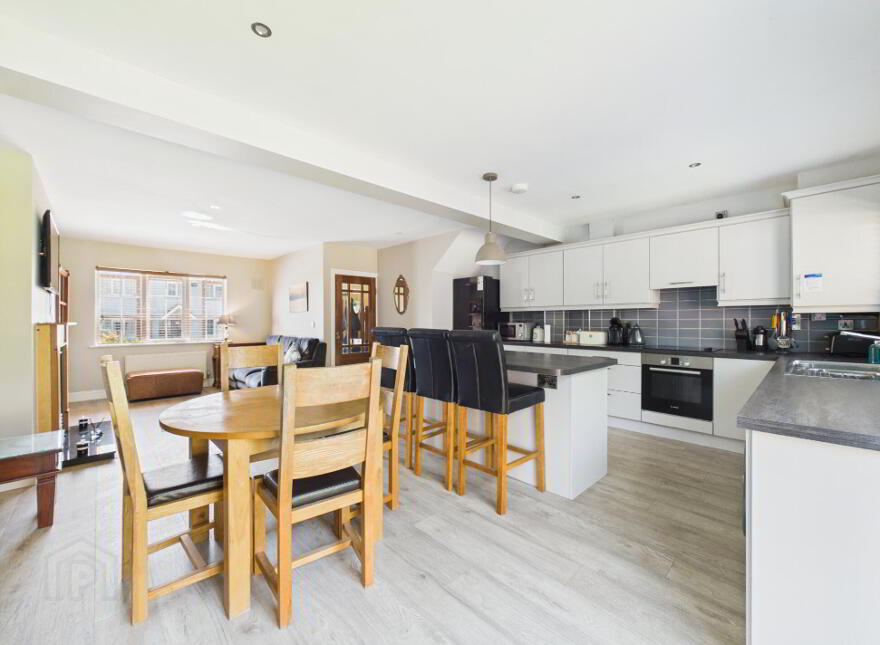 8 Hunters Avenue, Castlegrange, Waterford, X91PPY7