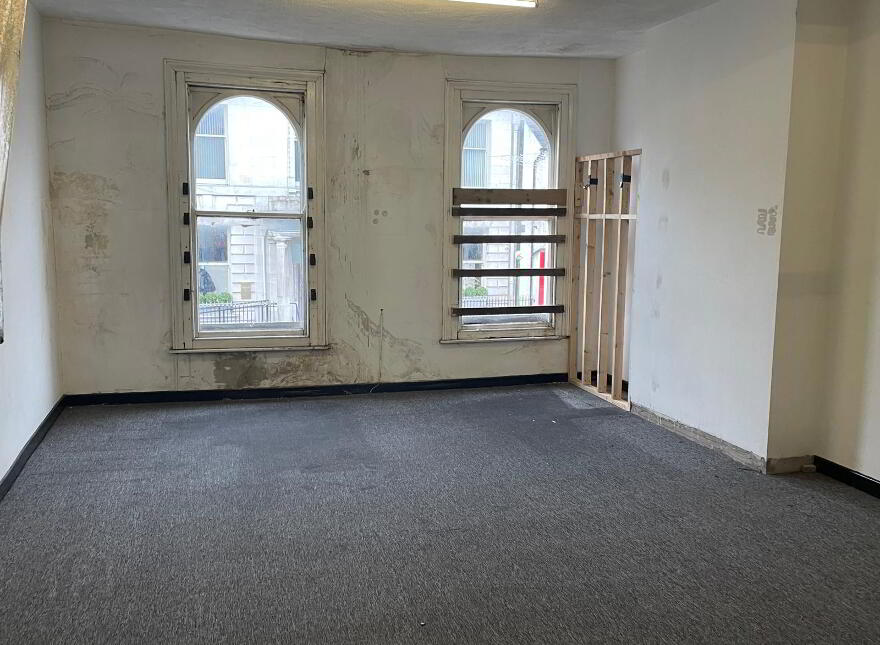 44 Main Street, Ballyclare, BT39 9AA