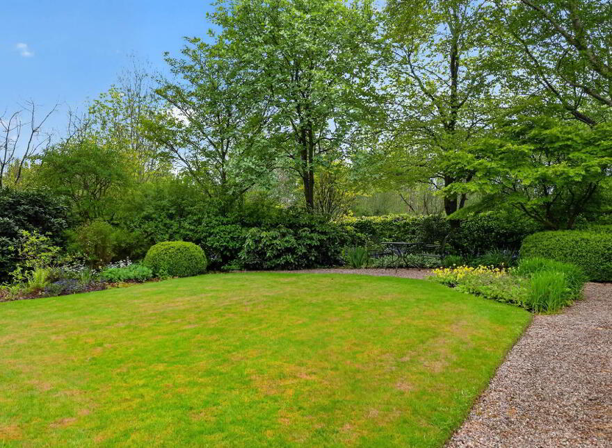19 Dunmore Road, Ballynahinch, BT24 8PR