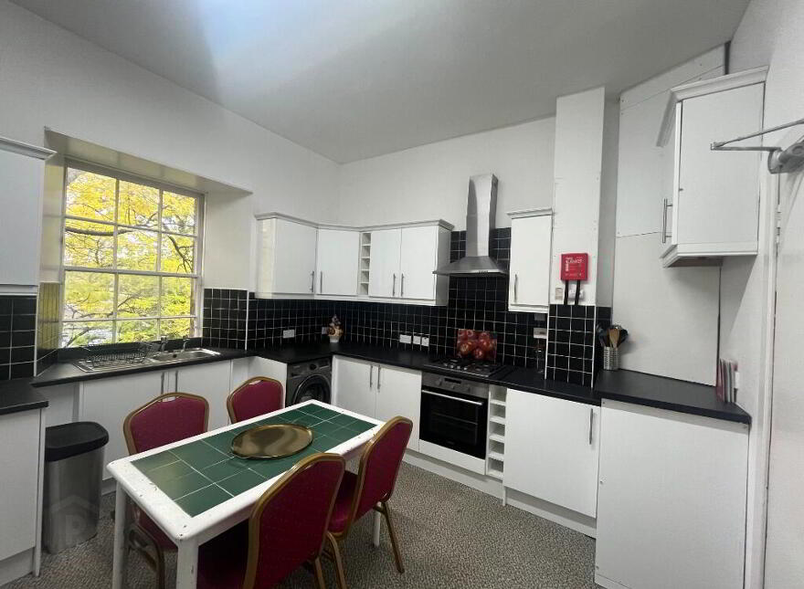 21 West Maitland Street, Edinburgh, EH12 5EA