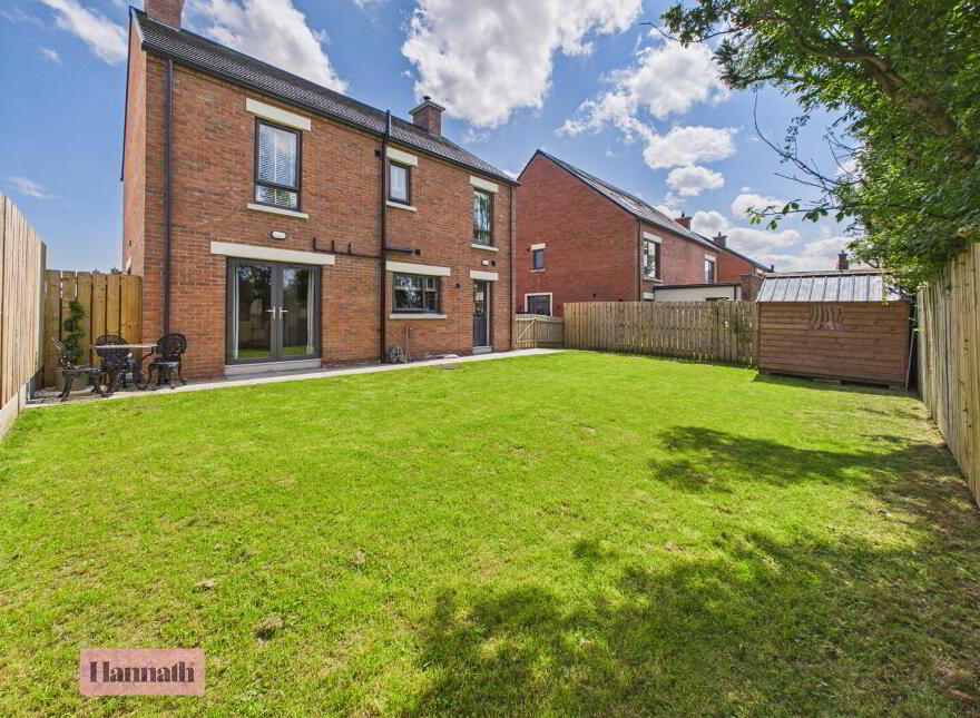 302 The Hollows, Lurgan, Craigavon, BT66 7WW