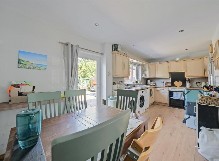 15 Braniel Crescent, Belfast, BT5 7JW