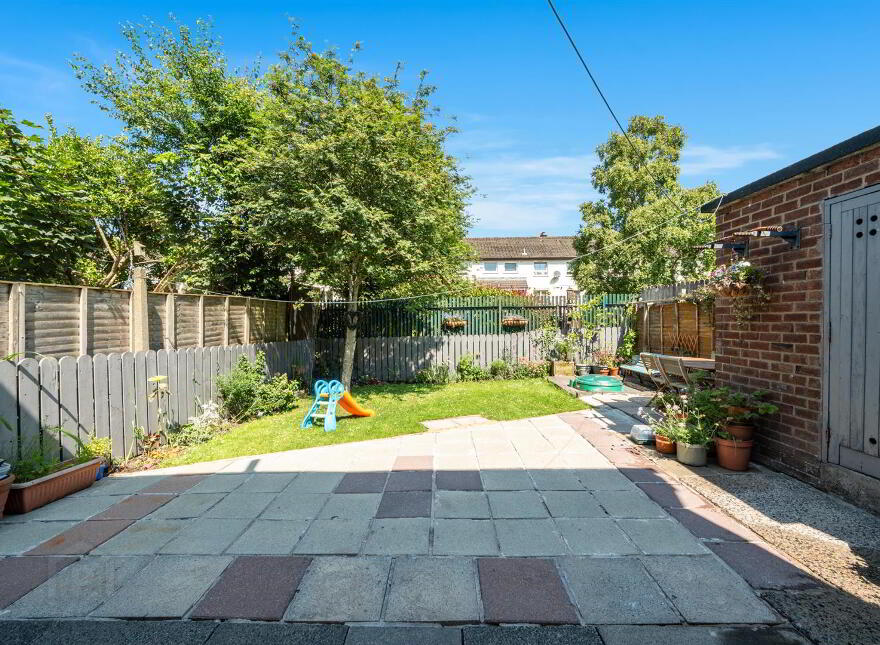 15 Braniel Crescent, Belfast, BT5 7JW