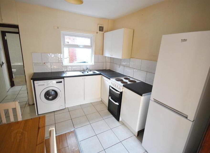 48 Raby Street, Belfast, BT7 2GY