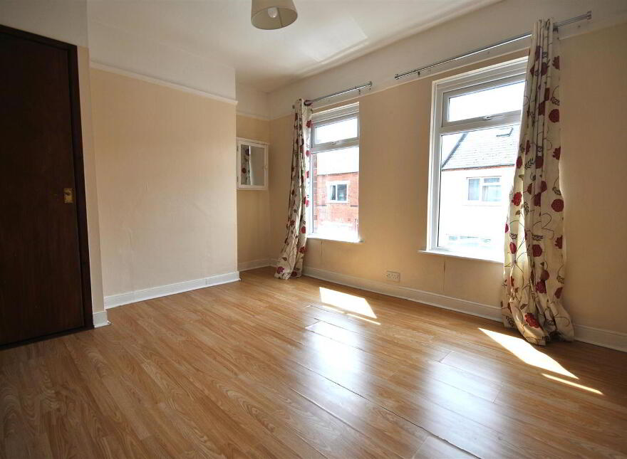 48 Raby Street, Belfast, BT7 2GY
