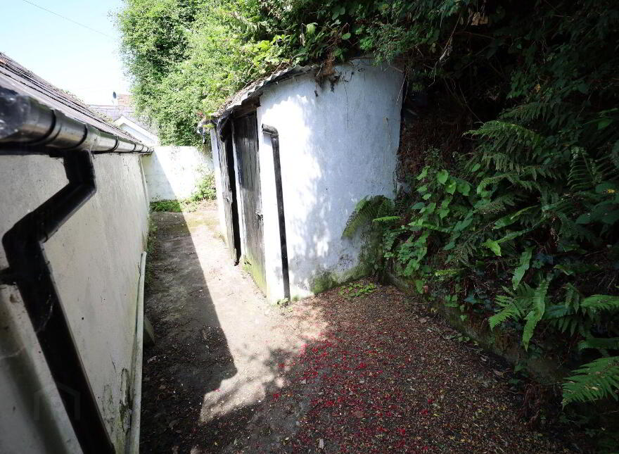 Alverna, Point Road, Crosshaven, P43TP65