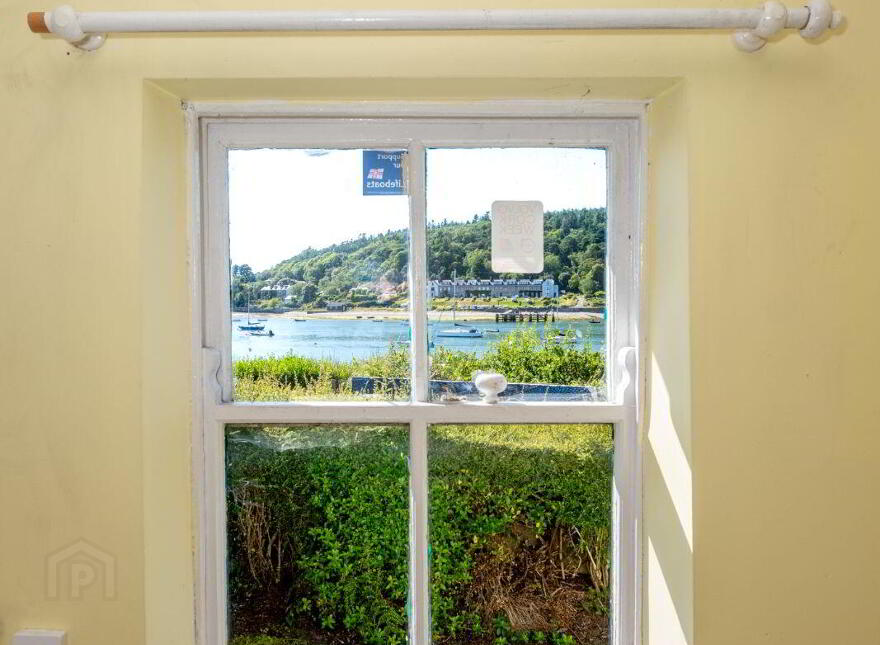 Alverna, Point Road, Crosshaven, P43TP65