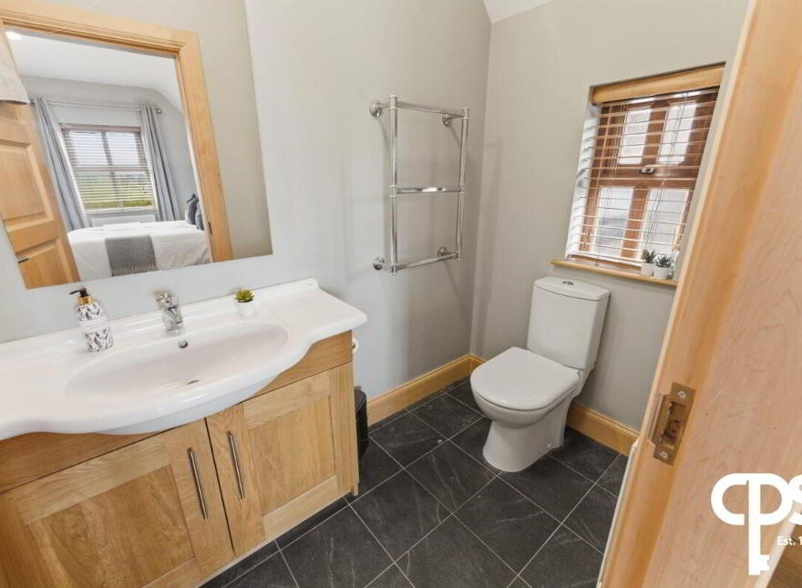 49 Darkley Road, Keady, BT60 3AX