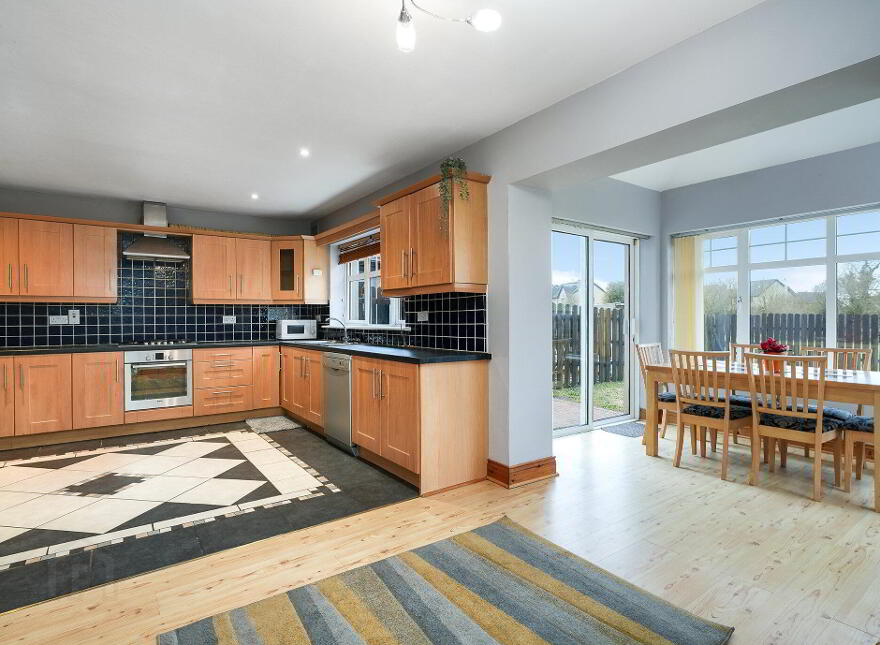 20 Deerpark Manor, Virginia, A82EV29