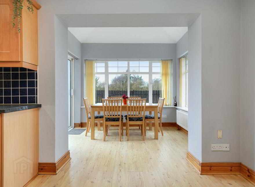 20 Deerpark Manor, Virginia, A82EV29
