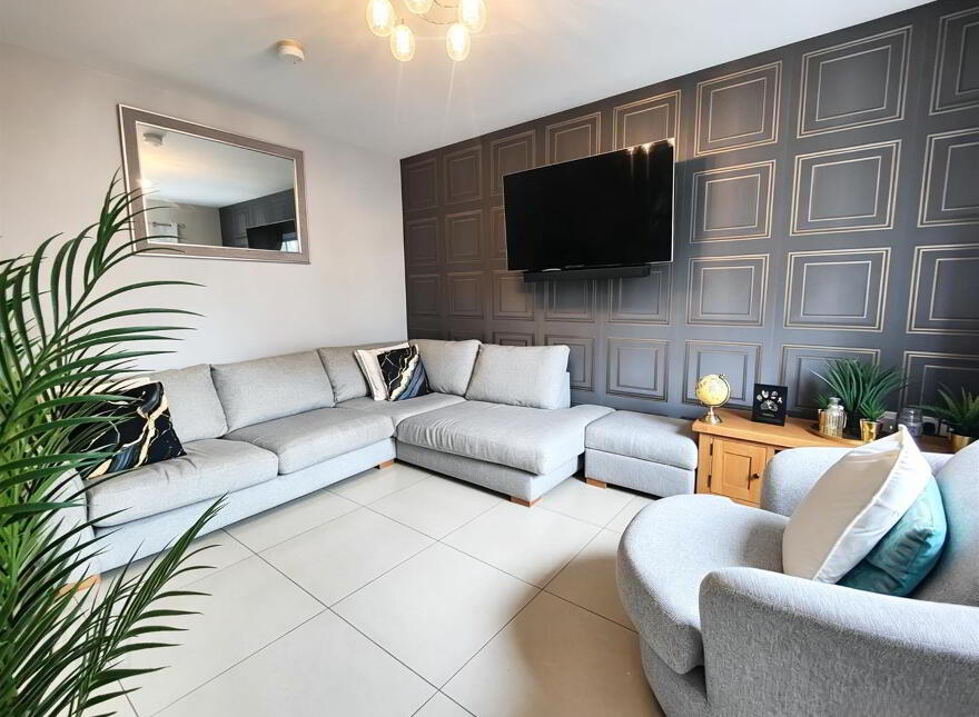 23 Rosscoole Gardens, Belfast, BT14 8JH
