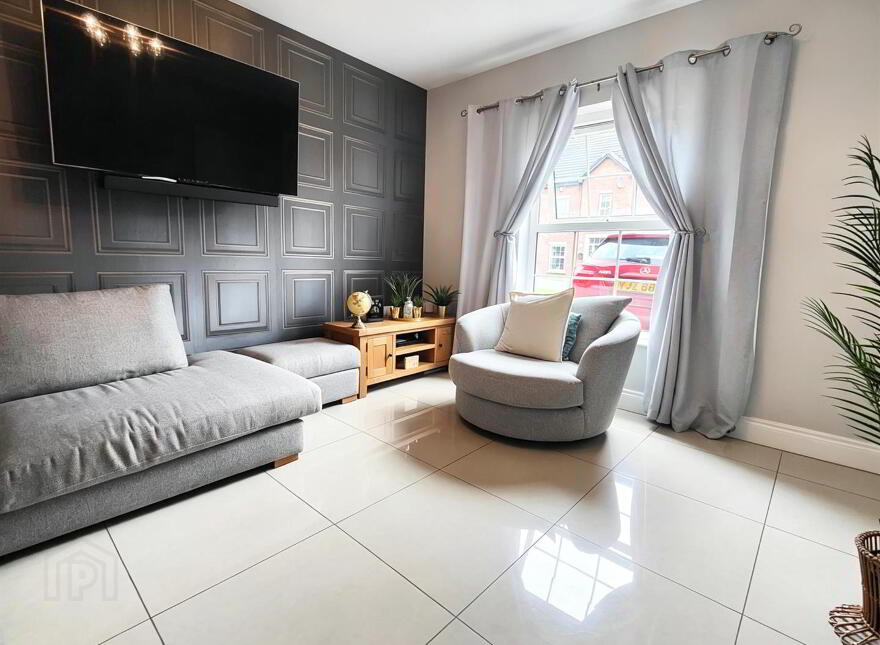 23 Rosscoole Gardens, Belfast, BT14 8JH