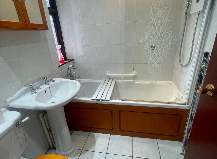 74 Greenland Crescent, Larne, BT40 1HE
