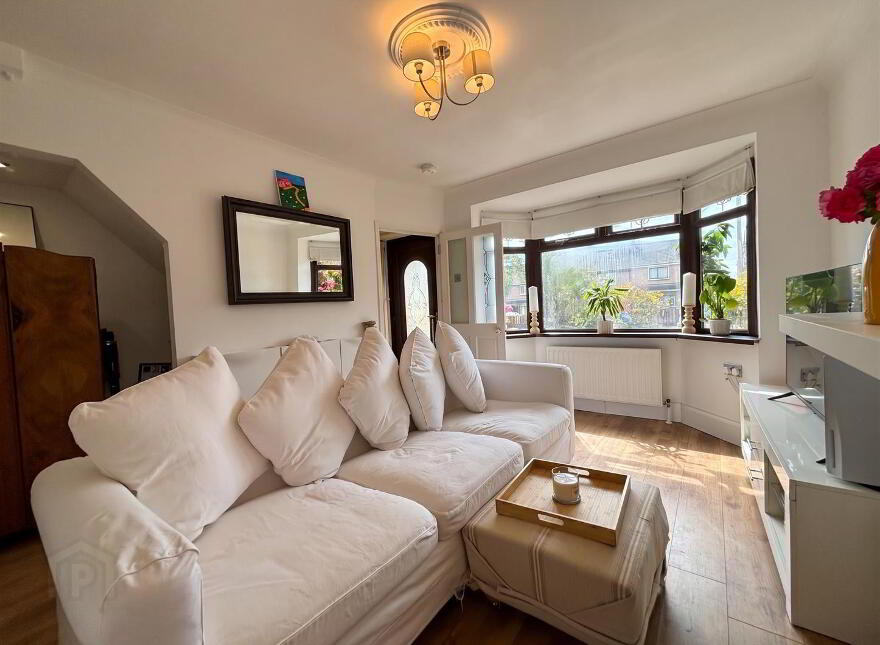 46 Stratford Gardens, Belfast, BT14 7NS