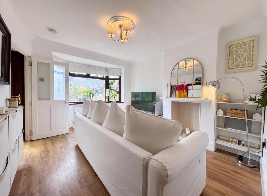 46 Stratford Gardens, Belfast, BT14 7NS