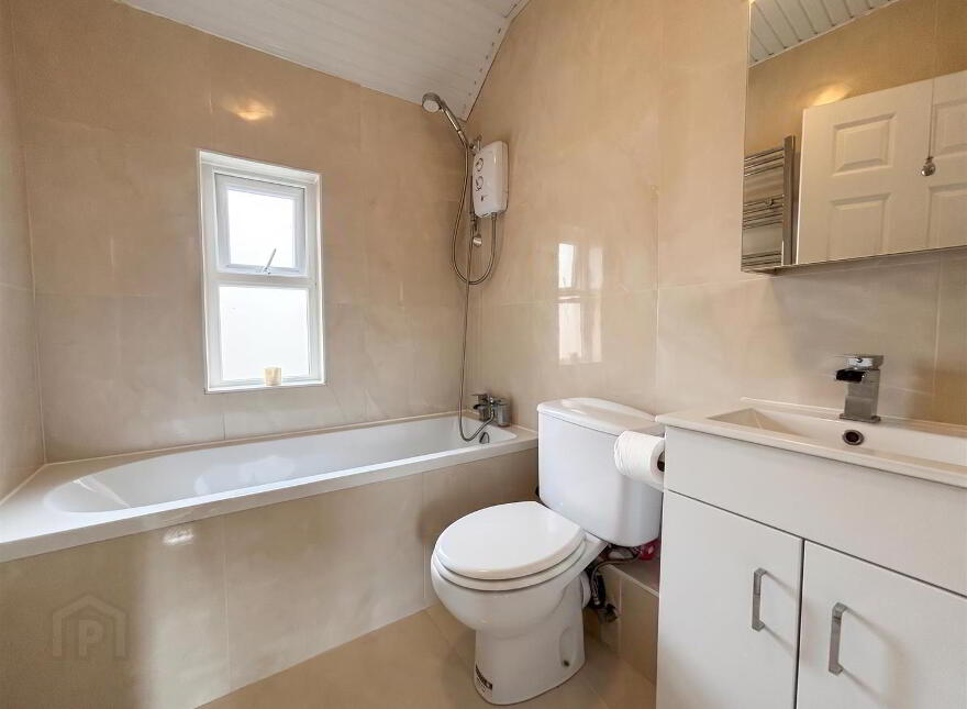 46 Stratford Gardens, Belfast, BT14 7NS