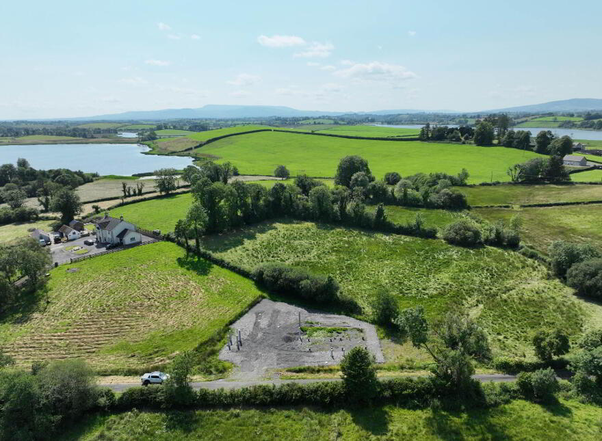 39 Derryvullan Road, Tamlaght, Enniskillen, BT74 4LS photo