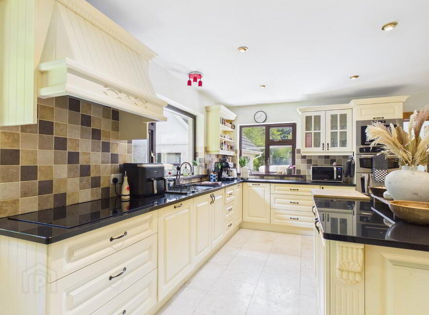 Elm Wood, Ballinattin, Tramore, X91X089