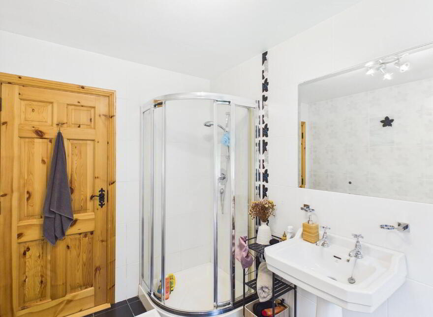 Elm Wood, Ballinattin, Tramore, X91X089