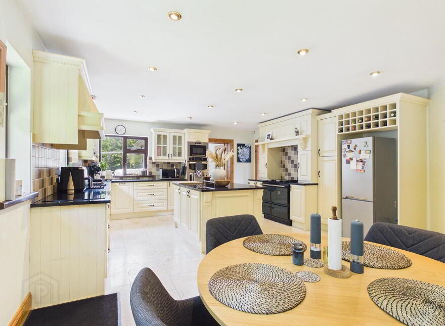 Elm Wood, Ballinattin, Tramore, X91X089