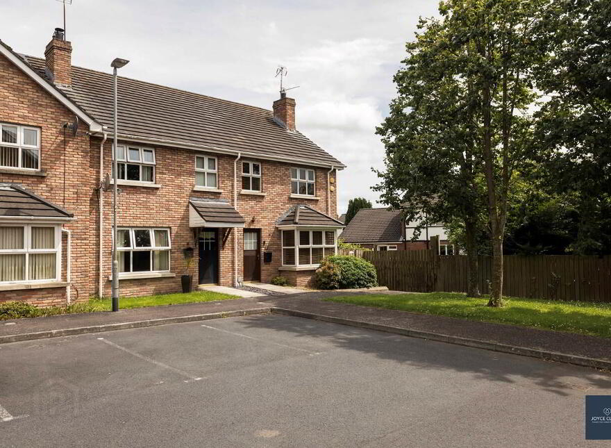 10 The Close, Waringstown, BT66 7TT